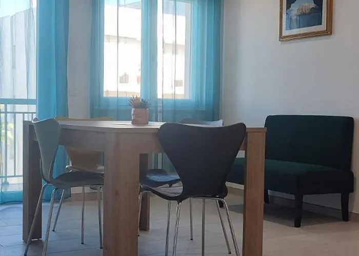 Safra דירה *